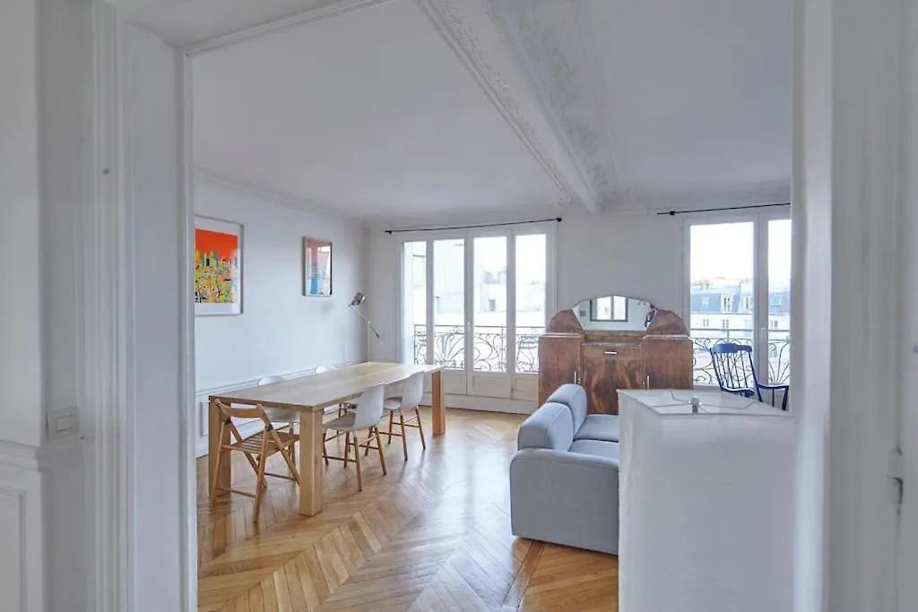 Ideal Family Apartment In 11Th Paris